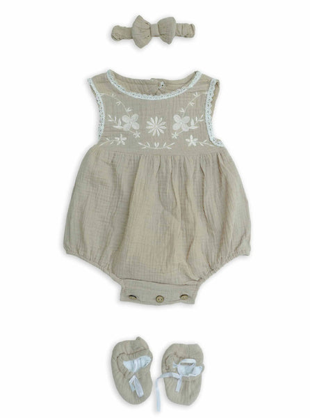 -  Infant Cream Cotton Outfit – Soft & Comfortable Everyday Wear -  Kiddo Retail -  Infant Cream Cotton Outfit – Soft & Comfortable Everyday Wear -  Kiddo Retail